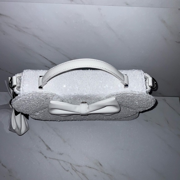 LoungeFly Disney Minnie sequin crossbody - Picture 2 of 11